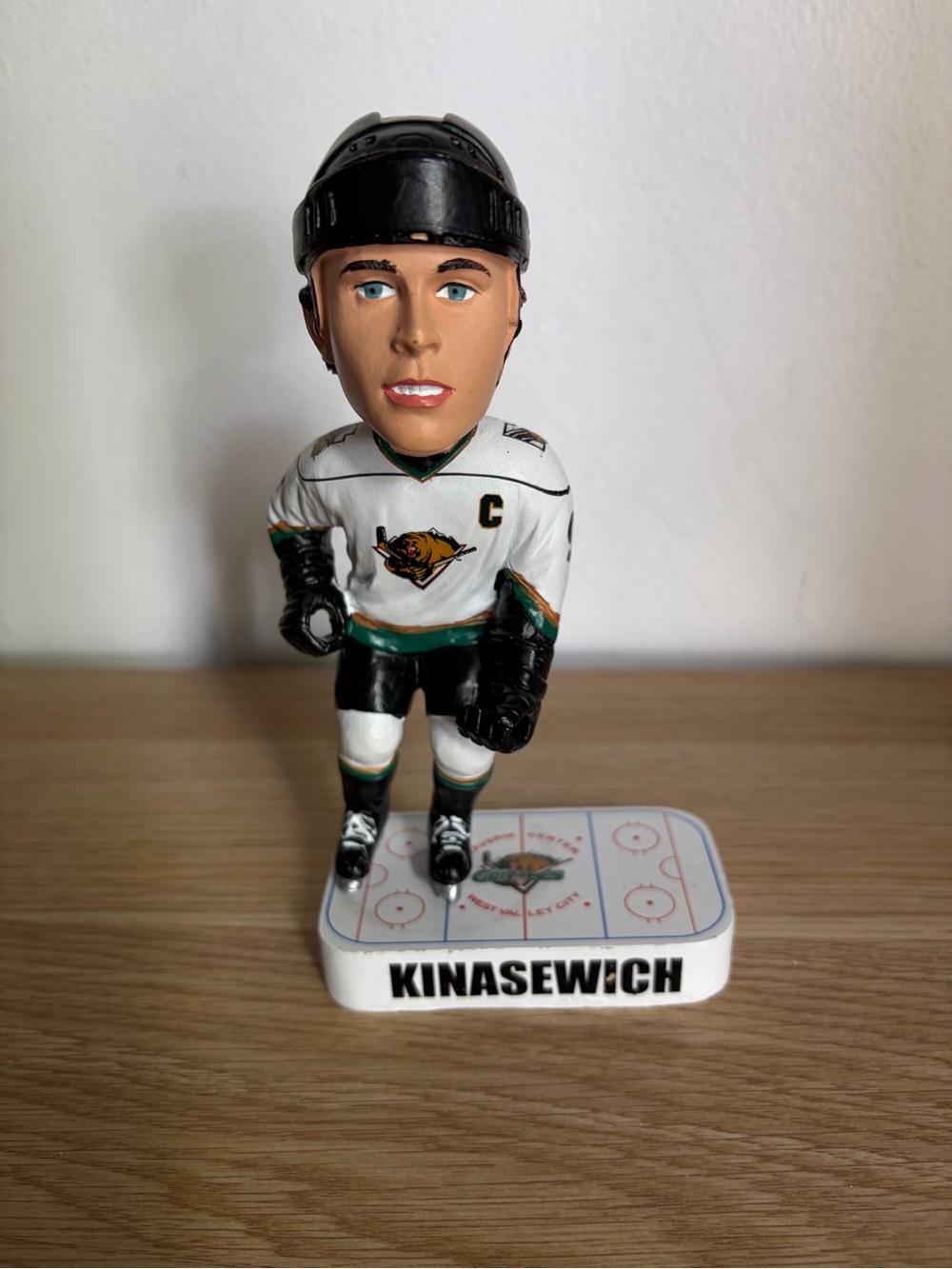 Hockey Player Bobblehead - White & Black Team Jersey